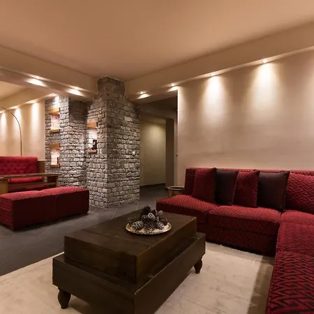 Hotel Lagadia 4*